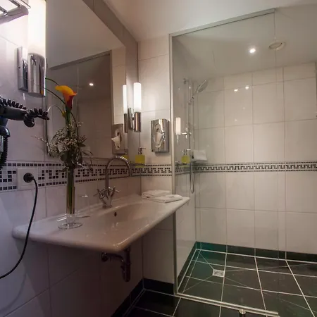 格劳克霍芬酒店 酒店 4*