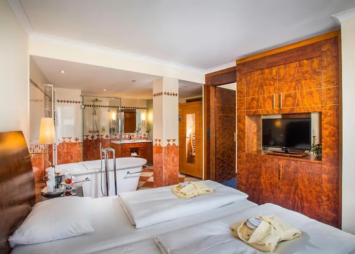 Szálloda Glöcklhofer Burghausen