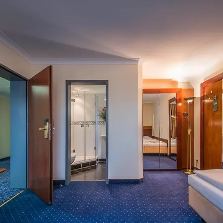 Otel Gloecklhofer Burghausen